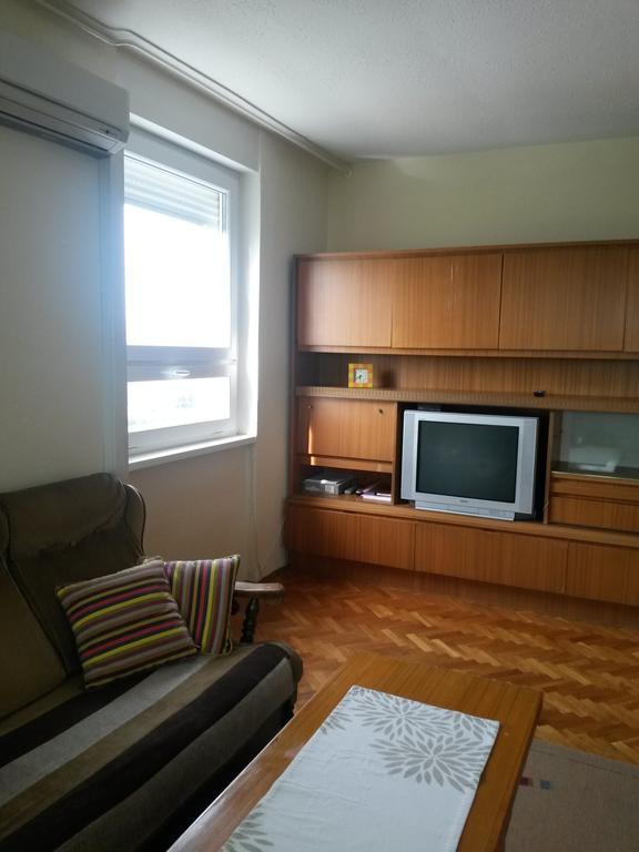 Jolena Siget Apartment *